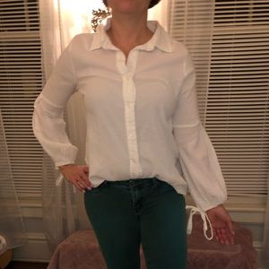 Easel White Button Blouse w/ Tied Balloon Sleeves